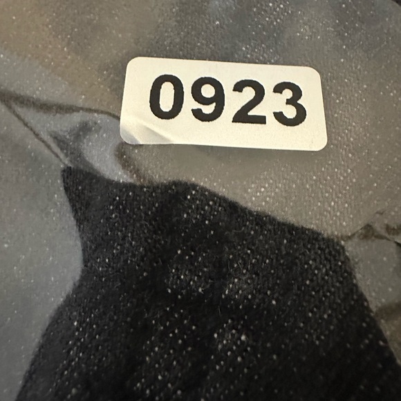 Madewell The Perfect Vintage Crop Jean in Summer Wash Size 37P (M. 46 x24) NWT - Picture 6 of 6